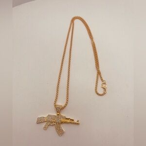 Gold plated necklace for men’s gun design